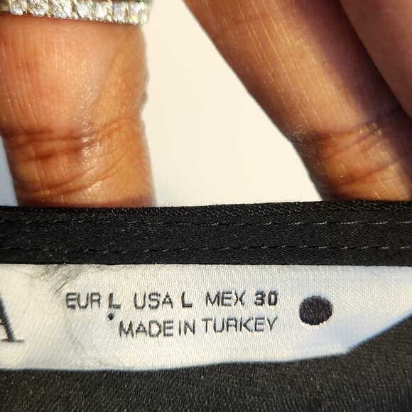 Zara | Women's Classic Little Black Mini Cocktail Dress (US Size Large) - Picture 4 of 10